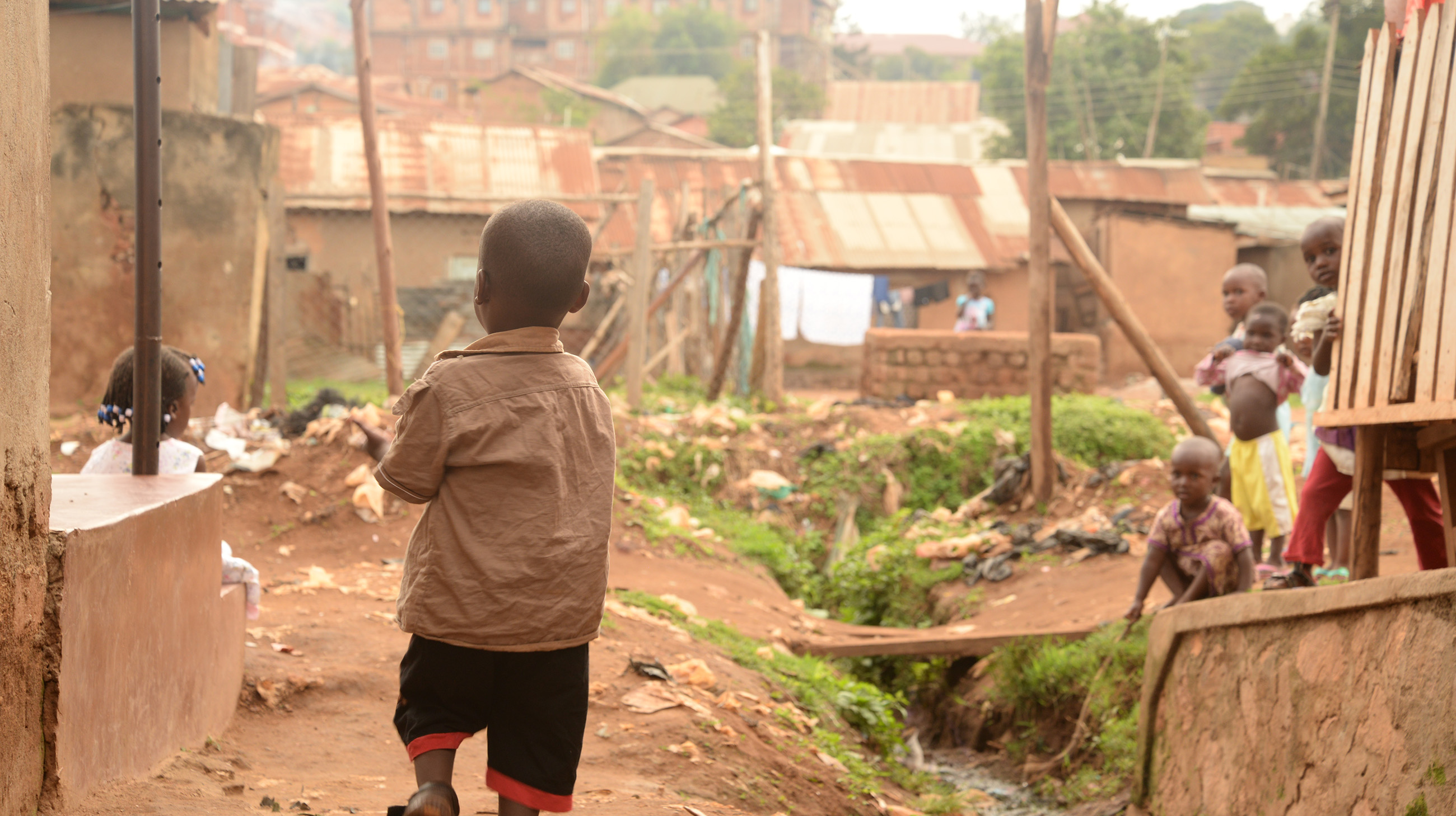 Campagnebeeld van Project De Grondslag in Uganda